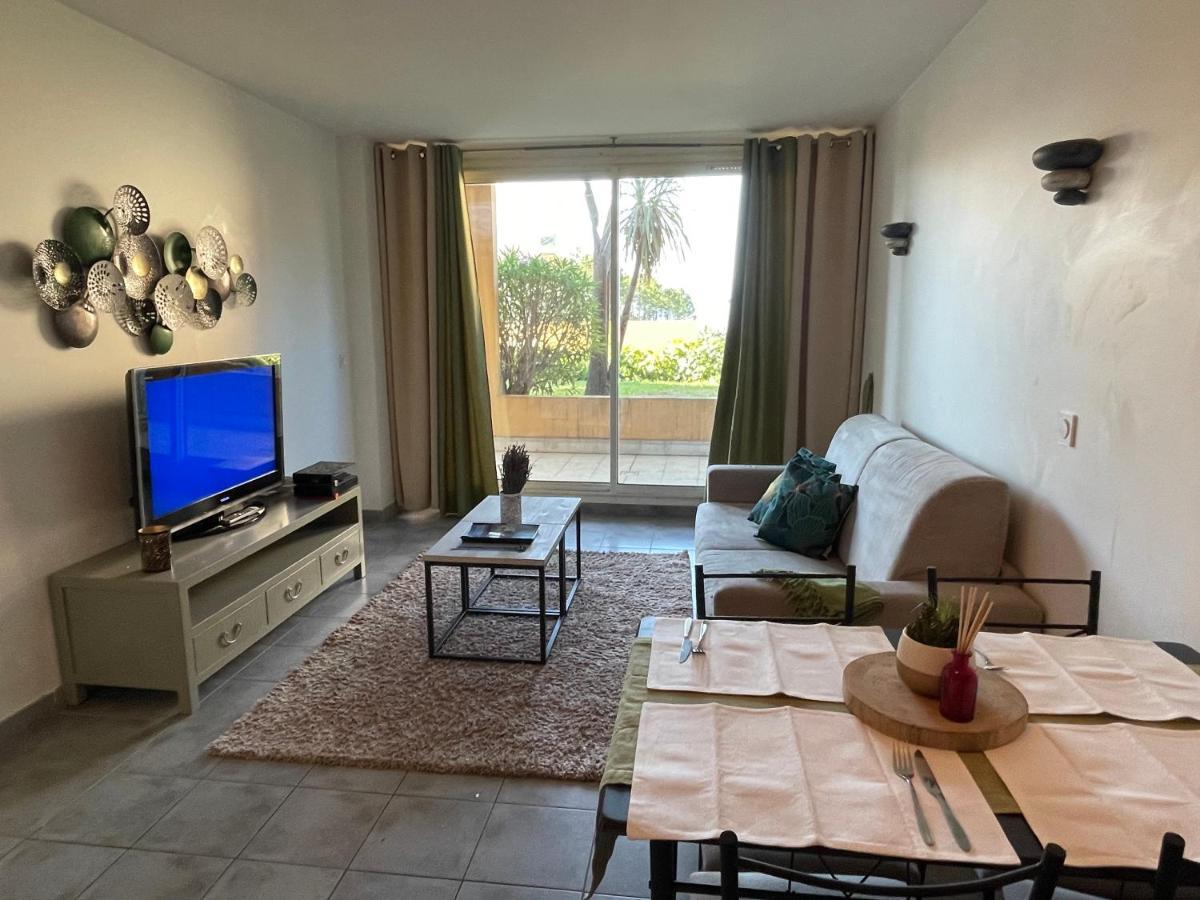 Appartement Moderne Tout Confort Theoule-sur-Mer Exterior photo
